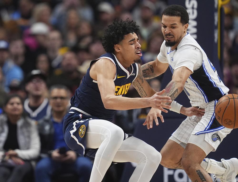 从她与母亲 从她与母亲